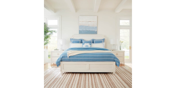 Queen Panel Bed image number 1