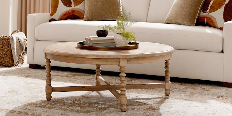Portsmouth Round Cocktail Table image number 2