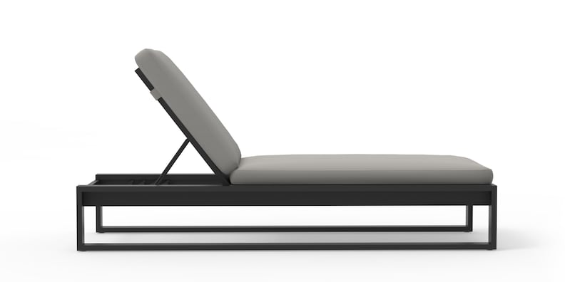 Chaise Lounge w/Cushion image number 3