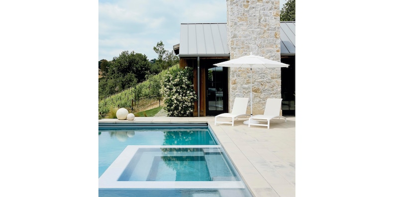 Chaise Lounge image number 3